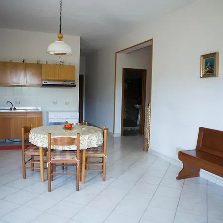 Appartamento Giusi Con Giardino O Veranda *